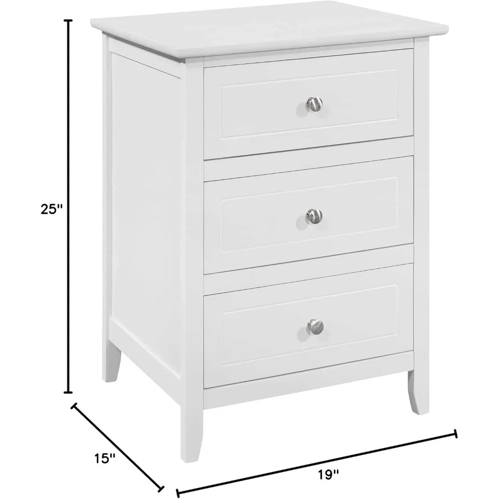 Daniel 3 Drawer Nightstand in Cherry